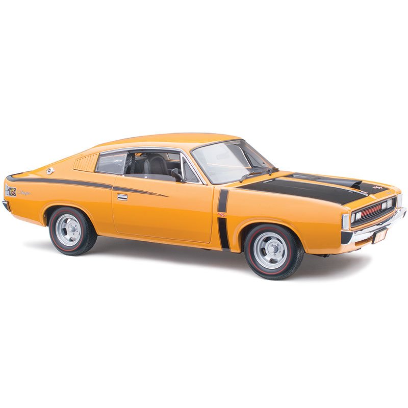 CC - 1:18 Charger E38 R/T Vitamin C