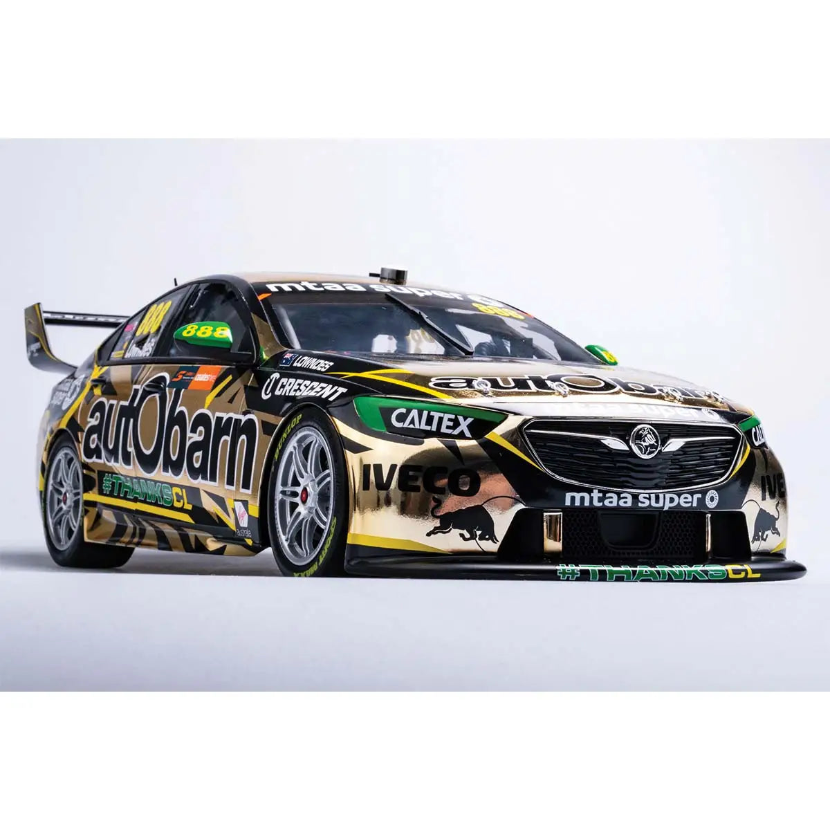 Biante - 1:18 Lowndes 888 Holden VF Commodore Autobarn Racing 2018 Gold Newcastle Farewell