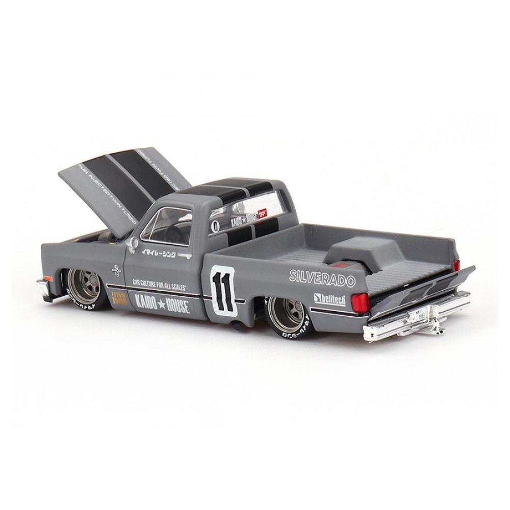 Mini GT - 1:64 Chevrolet Silverado Kaido House Grey V2 Open