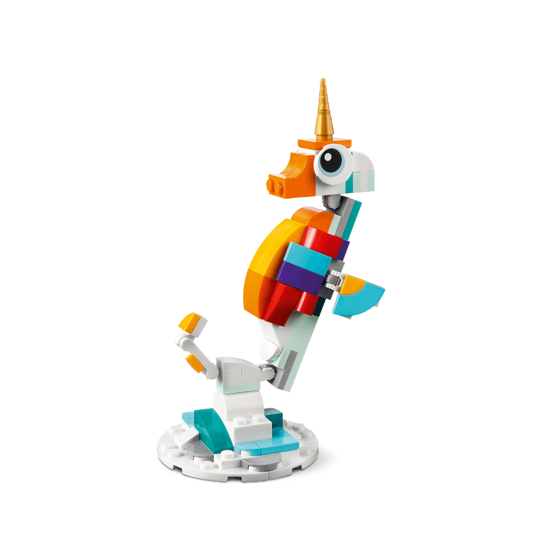 Lego Creator 3 in 1 Set - 31140 Magical Unicorn - build 2 magical seahorse with rainbow colours