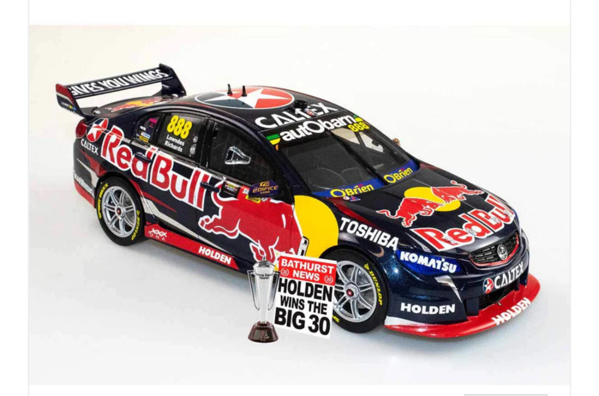 Biante - 1:18 Lowndes Richards 888 Holden VF Commodore Red Bull Racing 2015 Bathurst 1000 Winner with trophy
